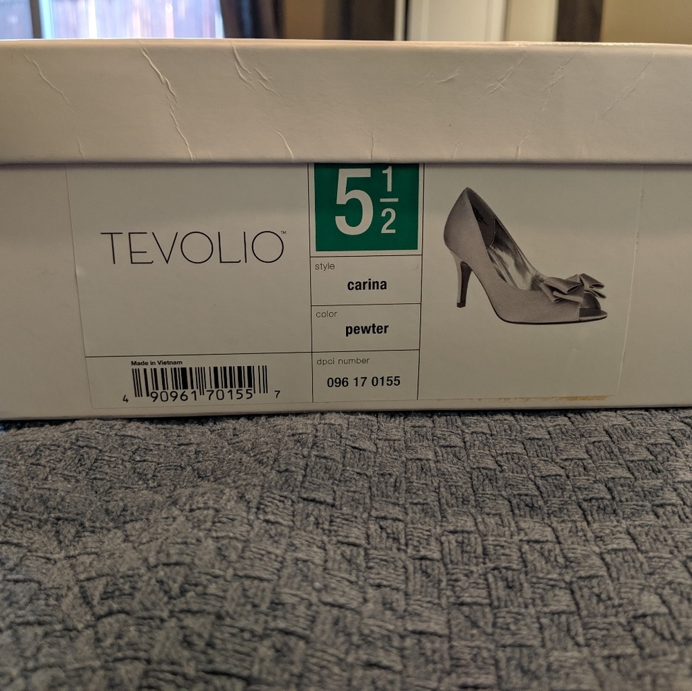 Silver heels - Picture 5 of 5
